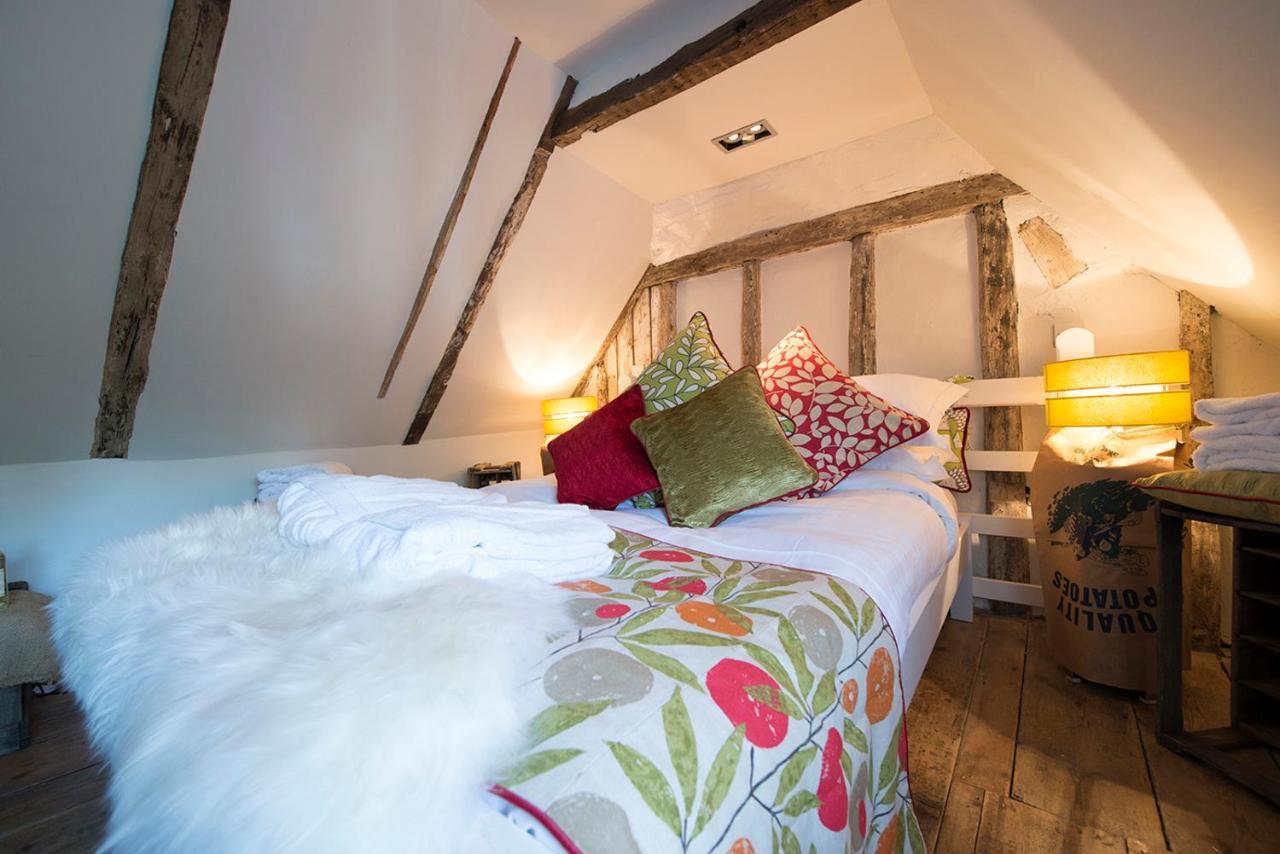 The Woolpack Inn Wavehorne エクステリア 写真